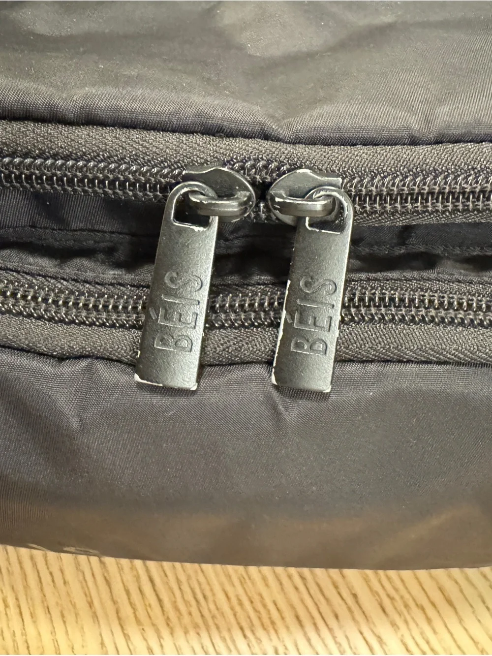 Béis Black “The Diaper Pack” - Picture 4 of 9